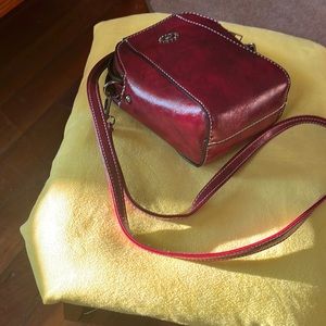 small crossbody pocketbook.